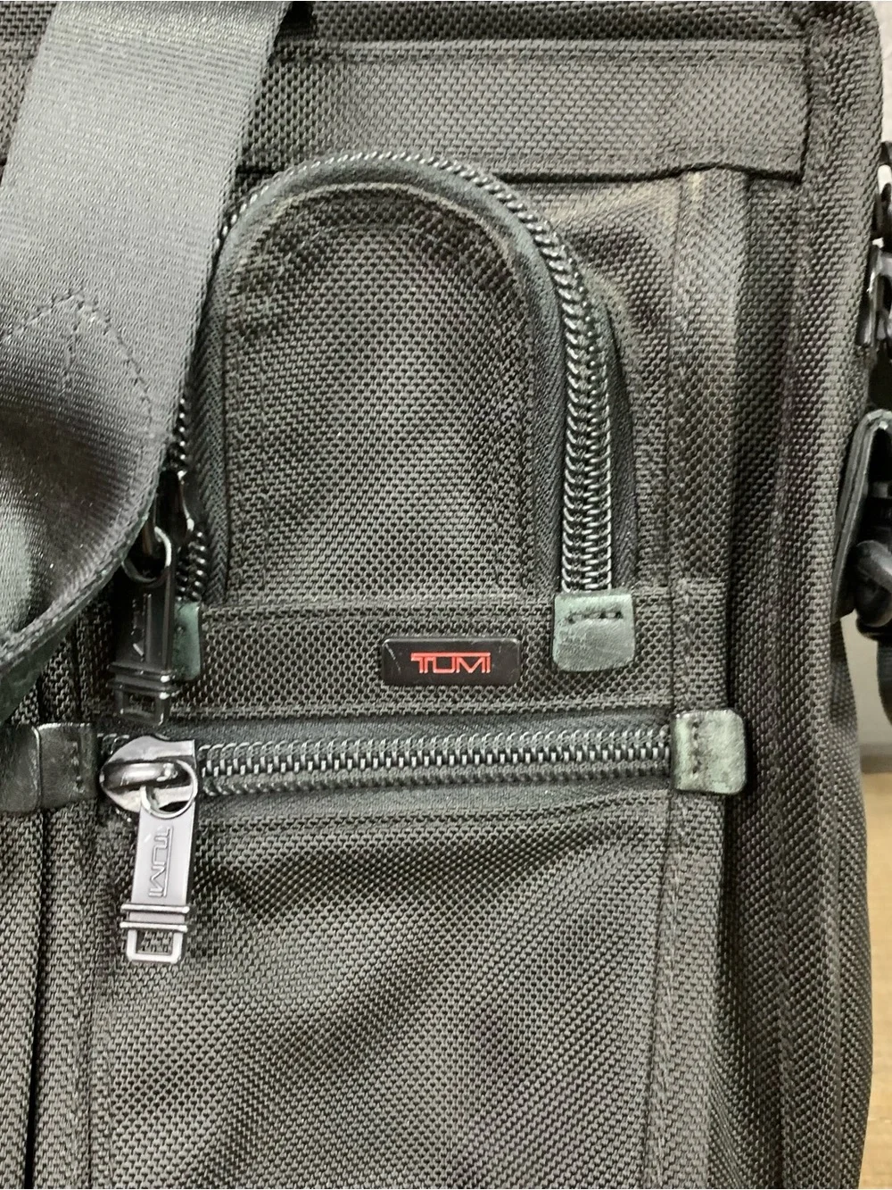 Tumi laptop black bag 16'' briefcase men's work shoulder bag travel